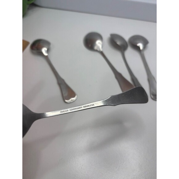 Oneida PATRICK HENRY Set of 5 Teaspoons 6" Community Stainless Flatware Spoons - Picture 3 of 4